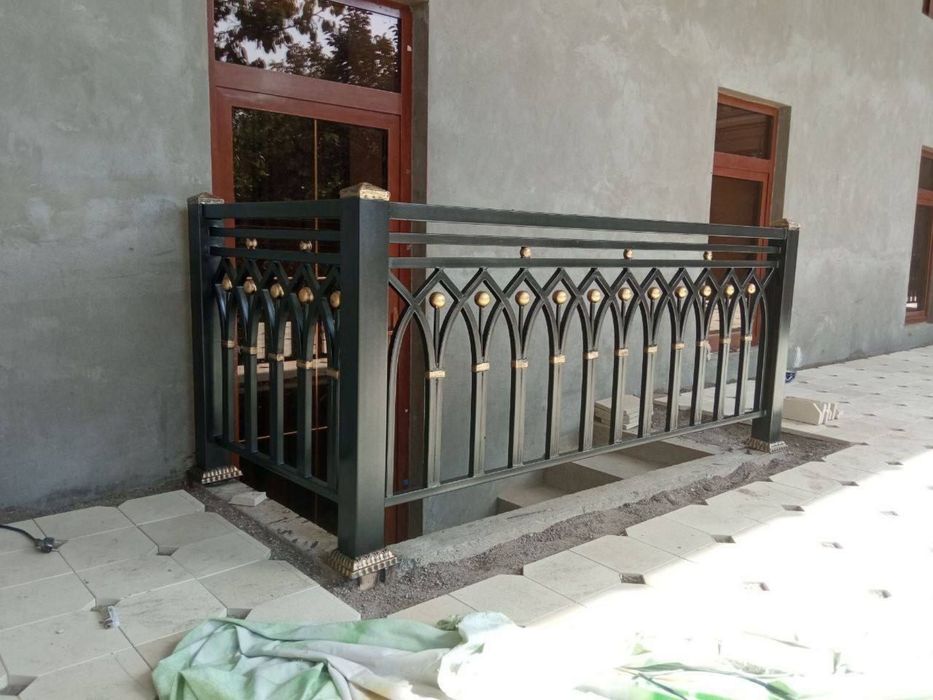 Металическое балконний ограждения