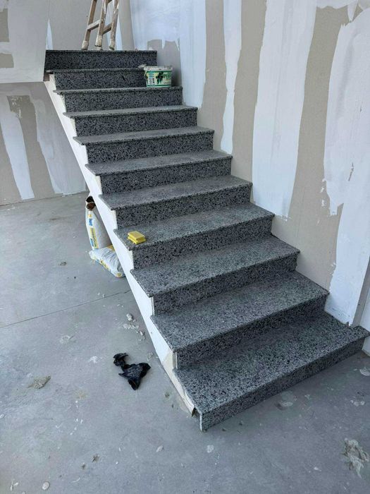 Промоция - Стъпало + Чело от Гранит полиран - 21 Евро. комплект с ДДС