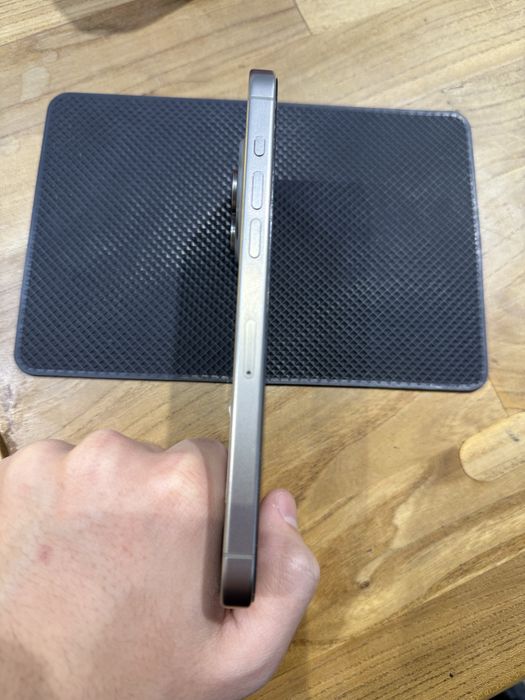 Iphone 15 pro max 256 гб 84%