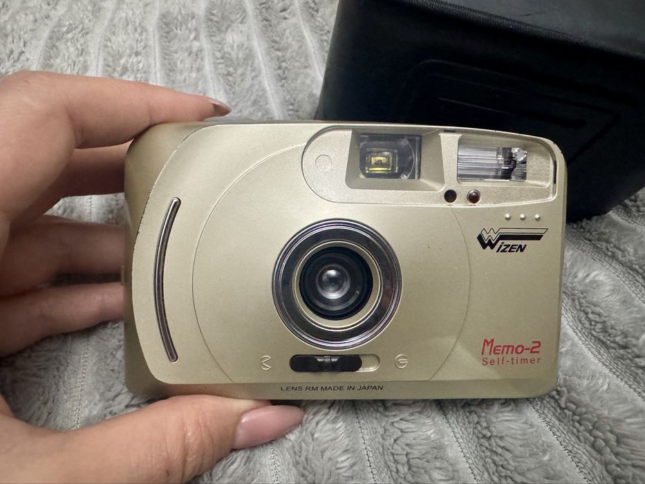 Плёночный фотоаппарат W-IZEN