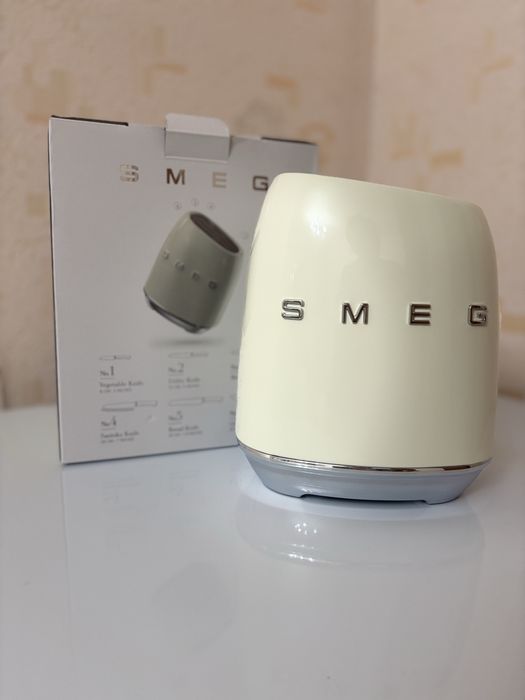 Набор кухонных ножей Smeg