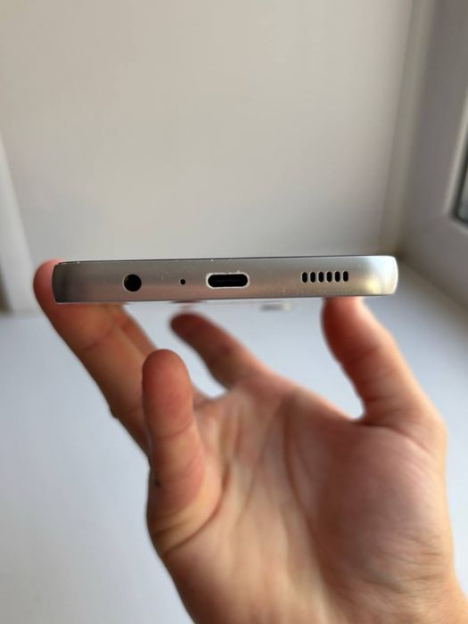 Продам телефон Samsung A055