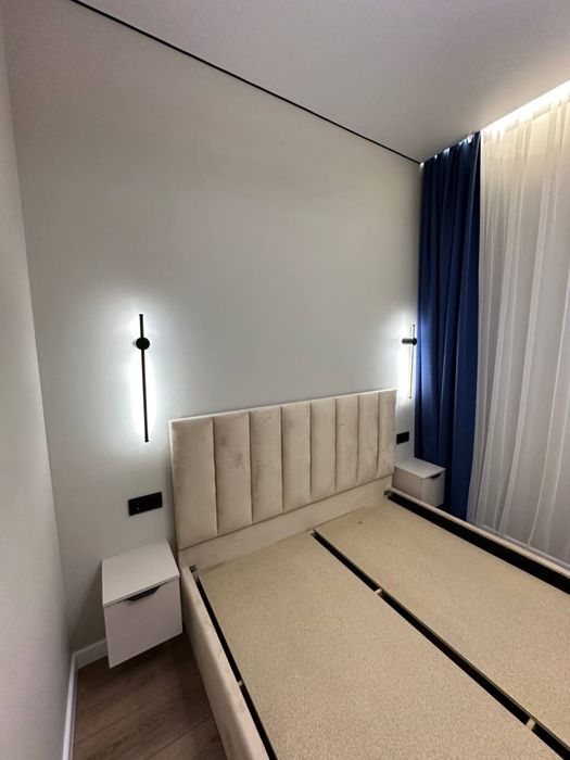 Двухспальная кровать