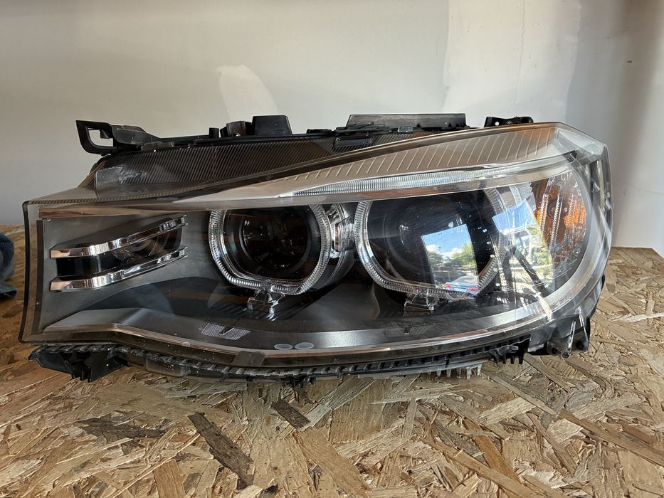 BMW F34 GT LCI – ляв Bi-Xenon фар с LED дневни светлини, ZKW, OEM