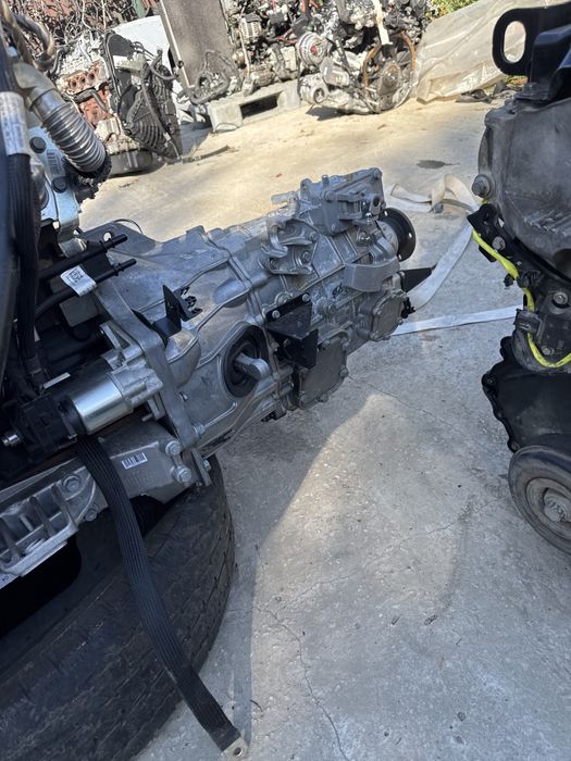 Cutie de viteze motor 3.0  iveco 2024 noua