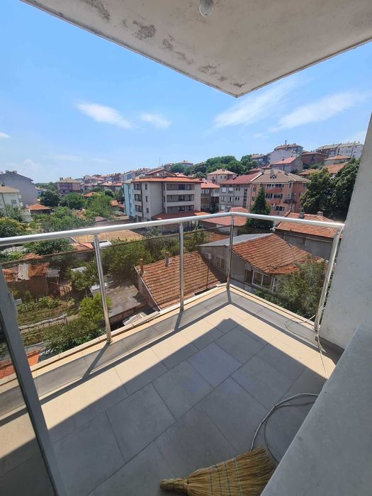 Продава се Тристаен апартамент в Хасково, Каменни - 81 кв.м за 819 €/кв.м - Снимка #8