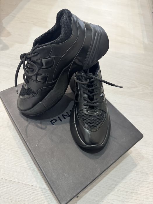 Оригинални черни сникърси Pinko