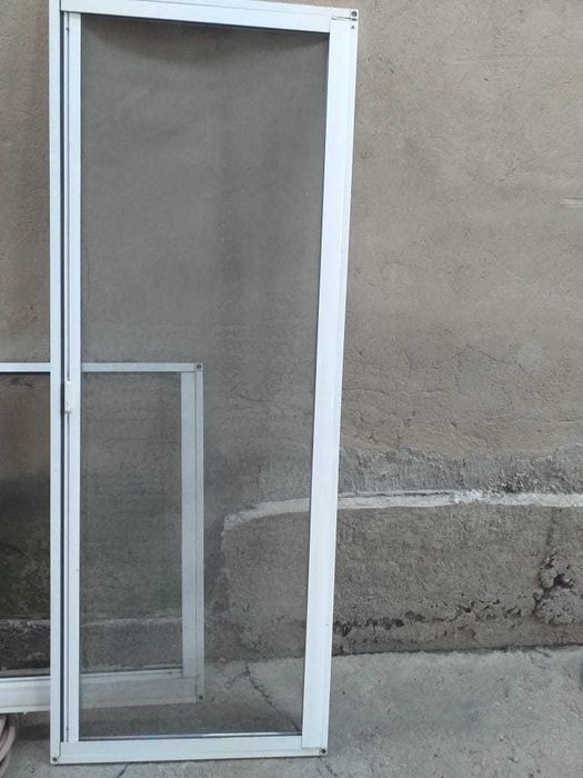 Продам москитные сетки в алюминиевых рамах