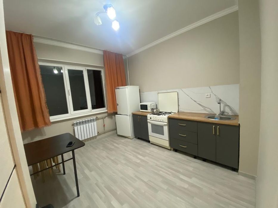 Сдам 2 ком квартиру