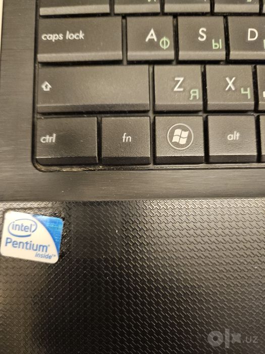 Noutbuk ASUS sotiladi