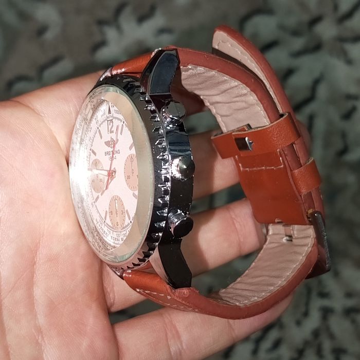 Soat. Yangi. Ishlatilinmagan