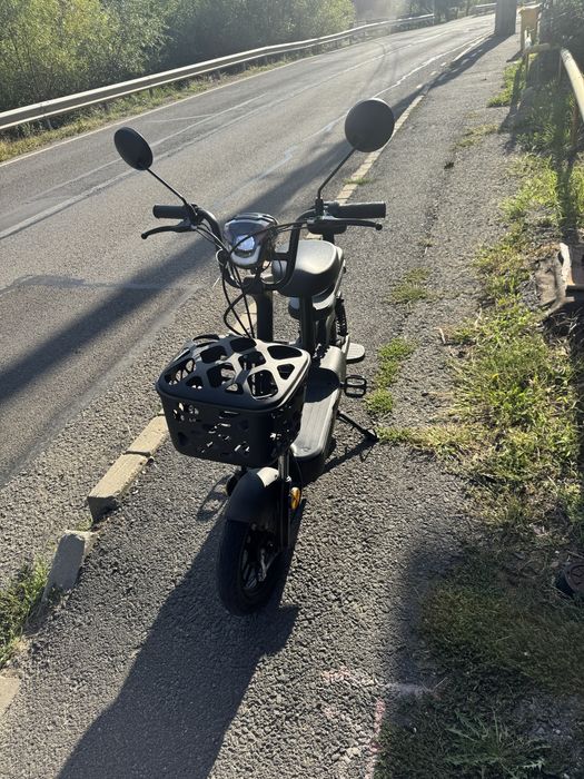 Vand scuter electric