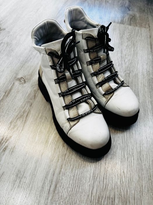 Дамски боти от естествена кожа