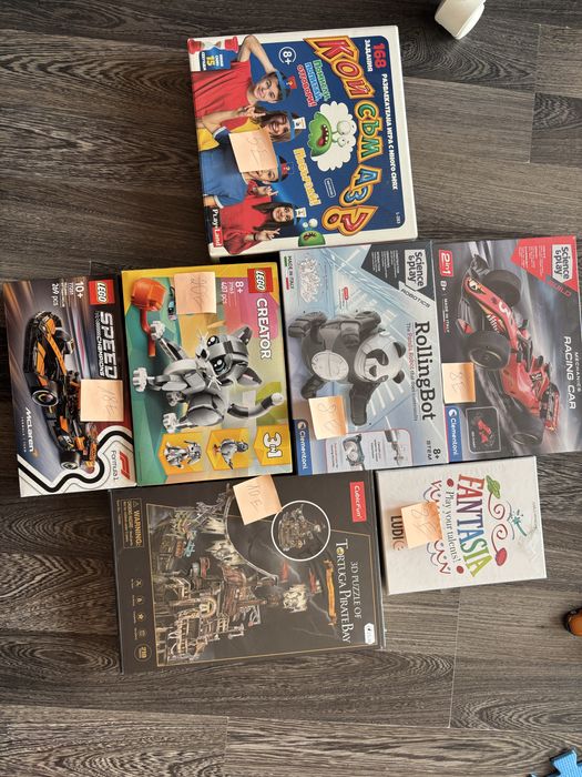 Детски настолни игри и лего в опаковка