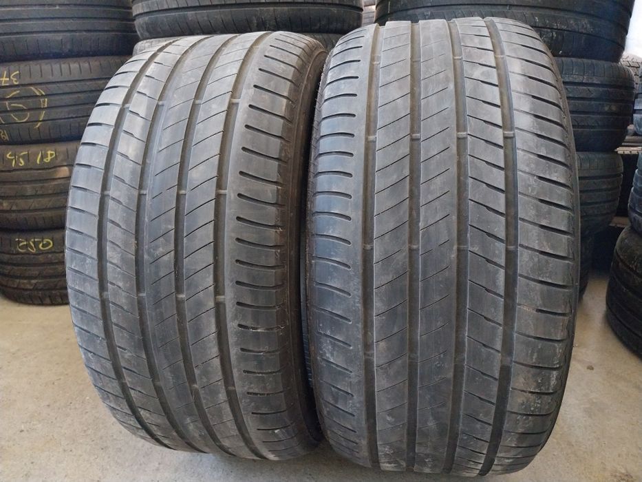 Anvelope second vară 305 40 R20 Bridgestone RFT * 2021