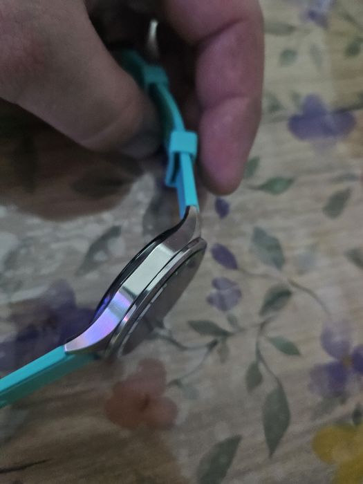 Часовник Huawei GT4