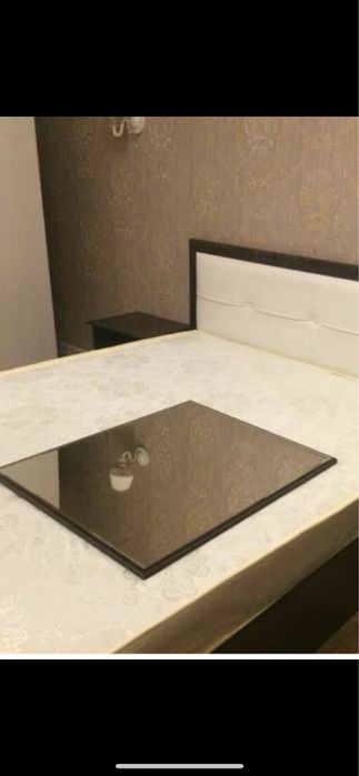 Продаю срочно зеркало