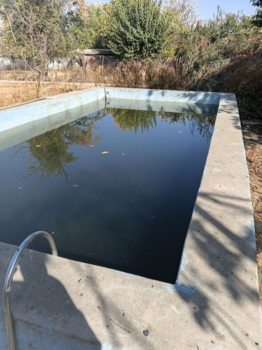 Продаётся дача 6сот Паркентский р-он пос Навбахор.