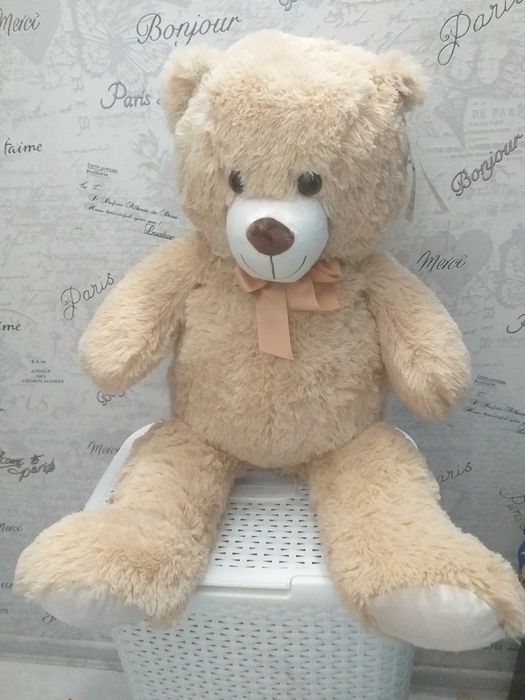 80 см! Голямо плюшено мече с панделка-2 цвята