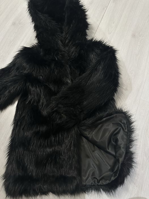 Палто с еко косъм