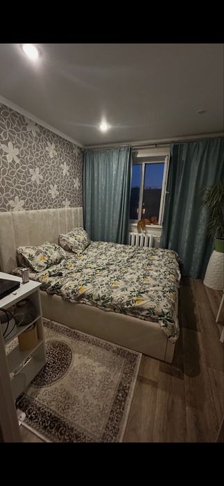 Продам двухспальную кровать 1,8х2