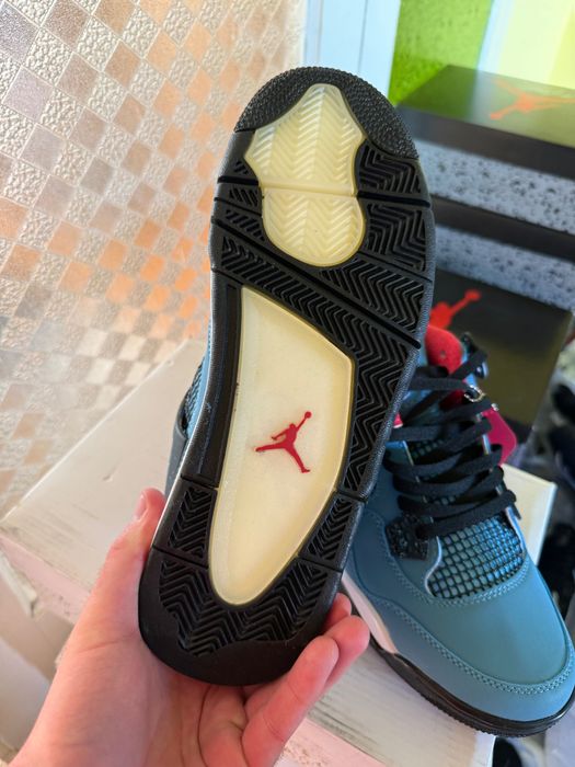 Jordan 4 Travis Scott Cactus Jack mărimea 41, 42 si 43
