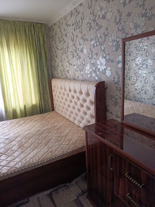 2х комнатная с частичной обстановкой в 1 микрорайоне