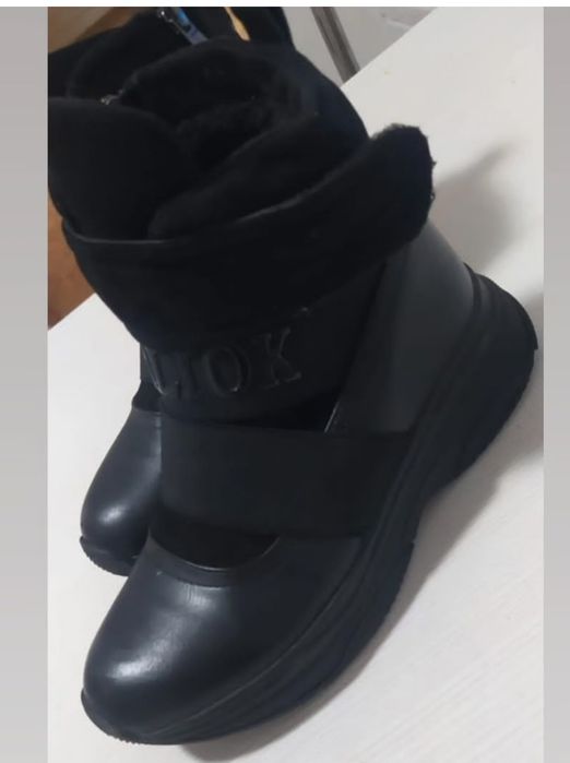 Ботинки зимние женские