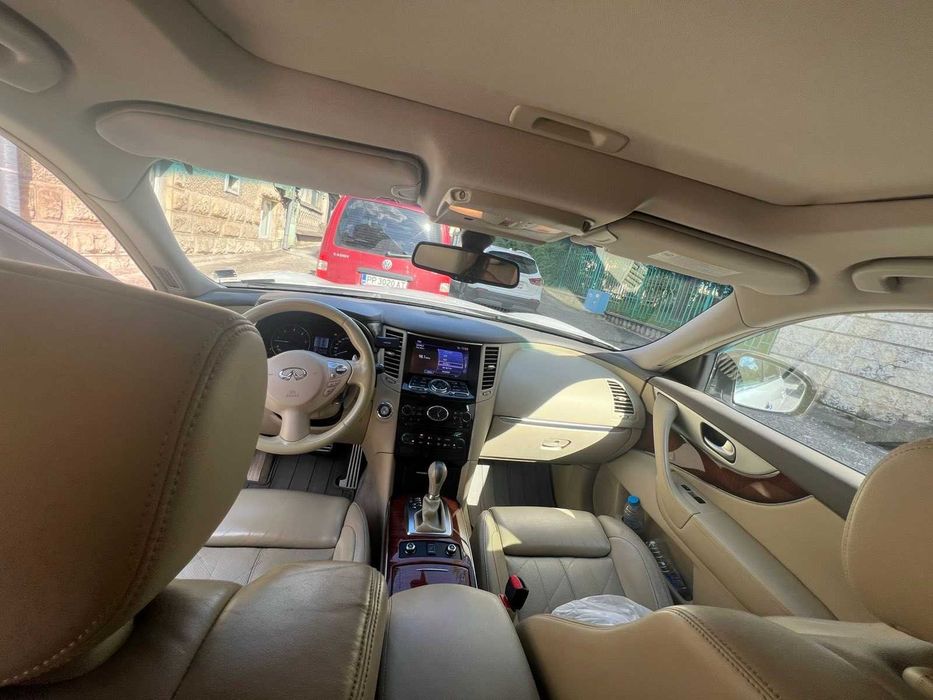 Infiniti QX 70 3.0D