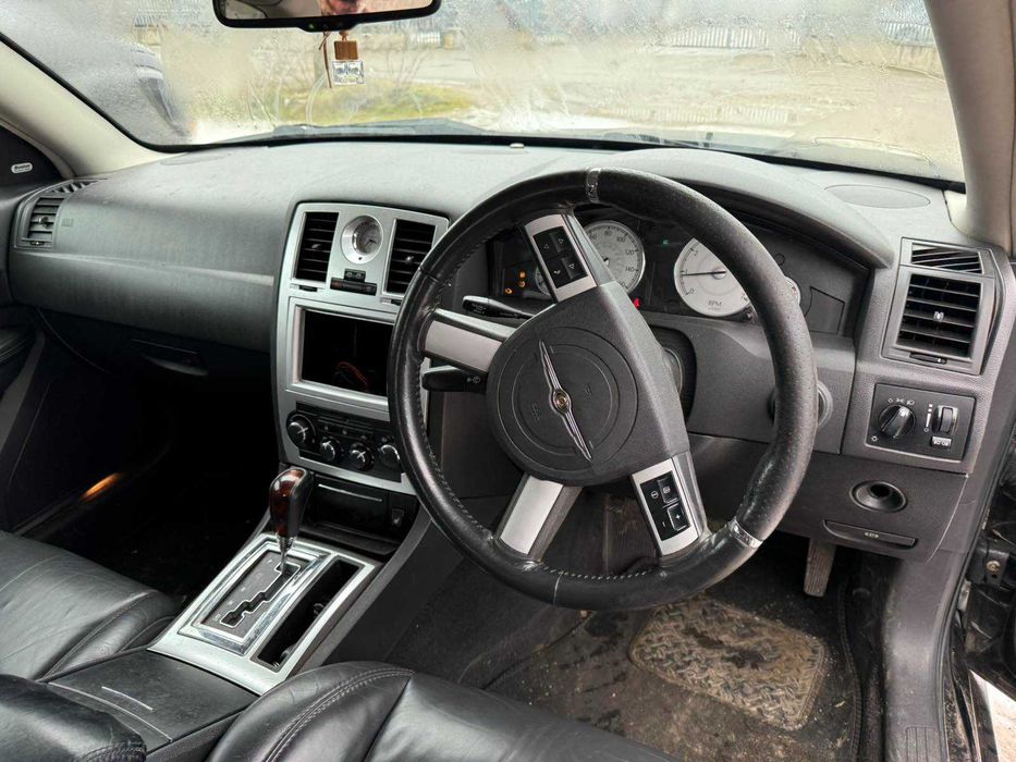 НА ЧАСТИ Chrysler 300C 3.0 CRD автоматик, 2009 година, със SRT пакет.