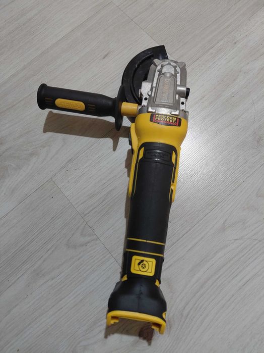 Акумулаторен ъглошлайф DeWALT DCG405FN Solo