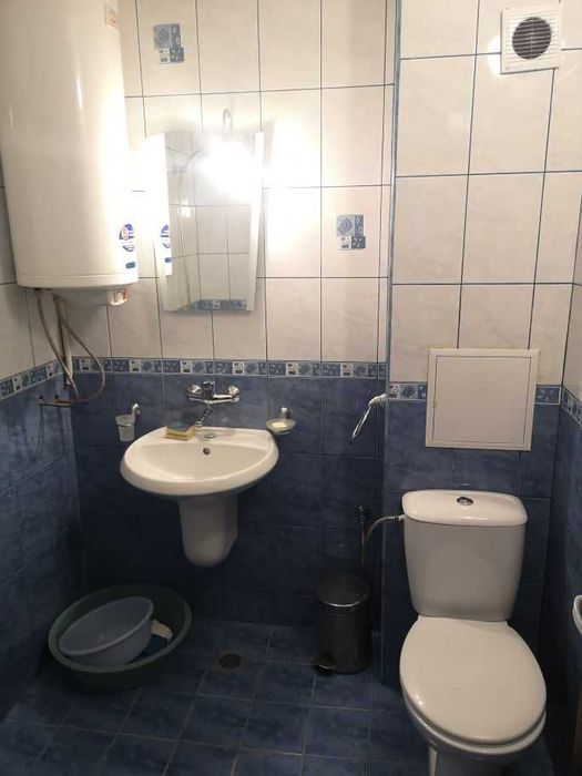 Дава се под наем Двустаен апартамент в Бургас, Меден рудник - зона А - 64 кв.м за 175 € - Снимка #5