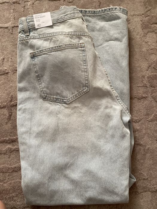 Джинсы Mango (широкие, прямые)