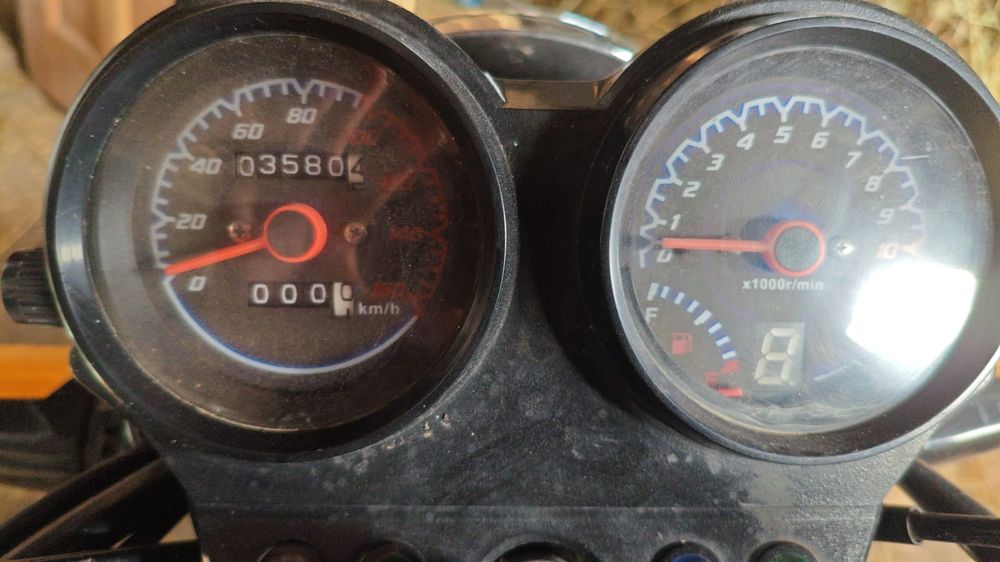 Продам мотоцикл 200 куб