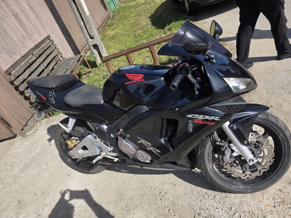 HONDA CBR 600 RR