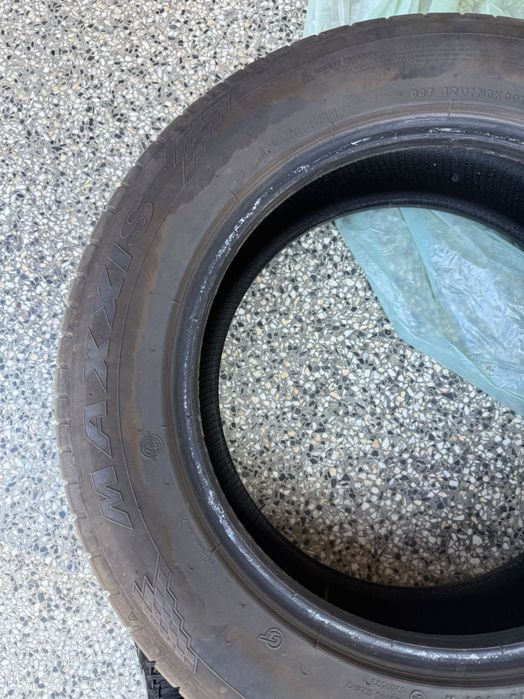 Maxxis Victra Sport 5 235/60/ R18