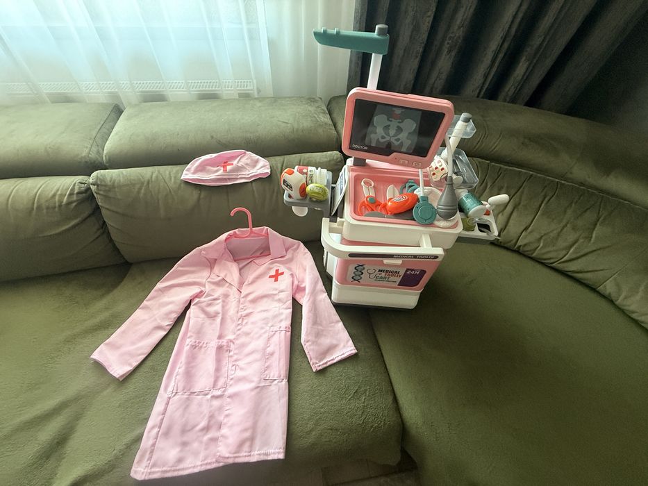 Set medical de joaca 3-6 ani.