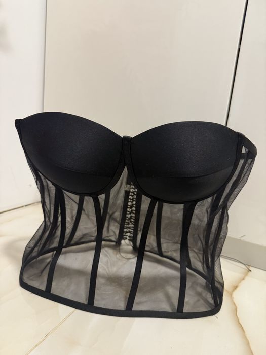 Корсети мерен и бежов 42 размер M