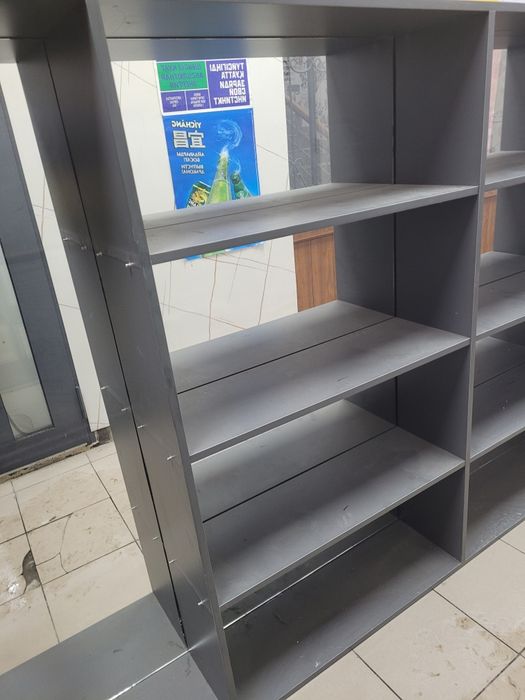 Шкаф зеркальный витрина