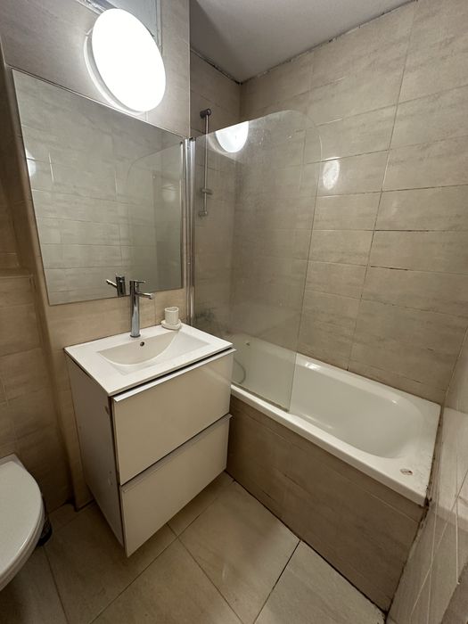 Inchiriez Apartament 2 camere Pacii, Militari