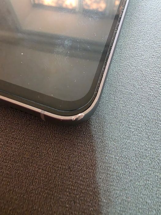 Продам Samsung s23 fe