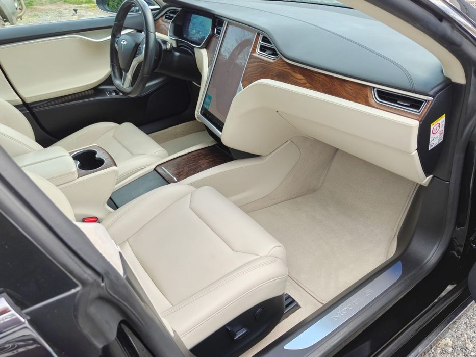 Tesla S 75D stare foarte bună km putini