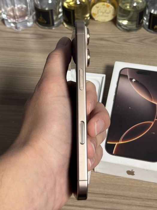 Продам iPhone 16 Pro