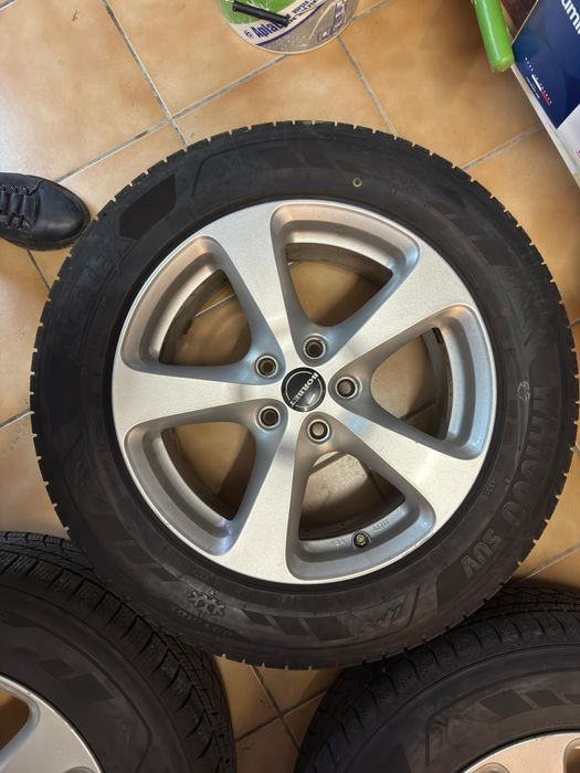 Vând jante 5x114,3 r17