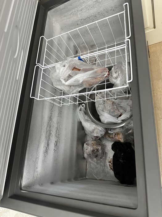 Морозильник  350 л серый