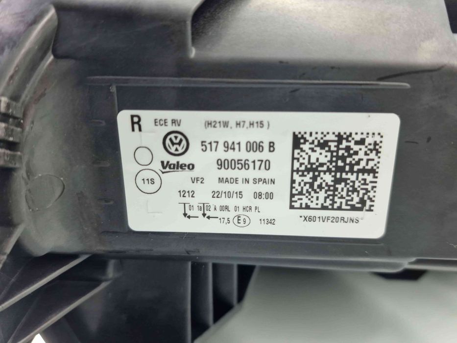 Set faruri Volkswagen Golf 7 Sportsvan (AM1, AN1) [Fabr 2014-prezent]