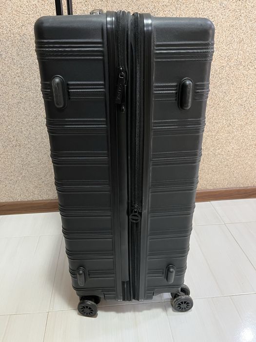 Голям куфар с 4 колелца