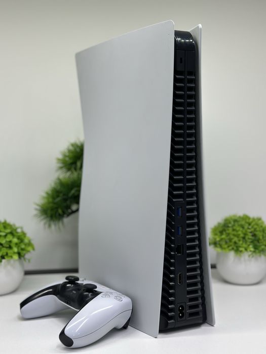 Play Station 5 667 Gb