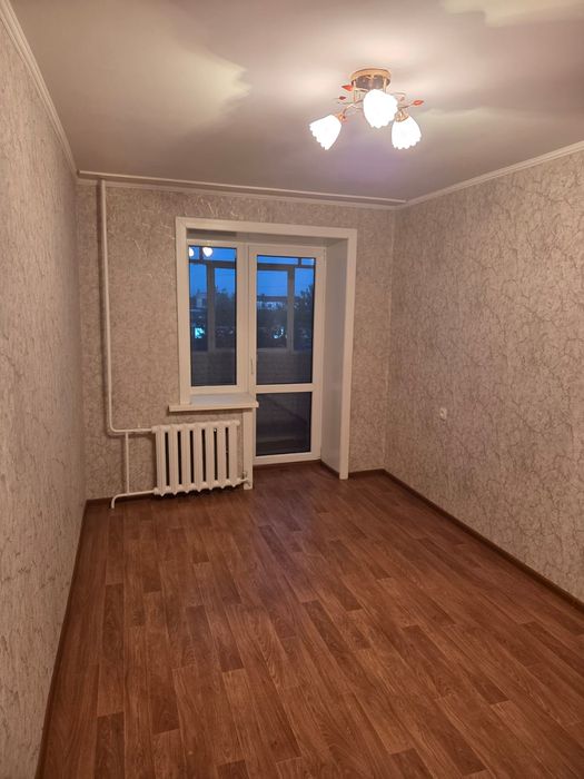 Продам 2к в центре 3/9