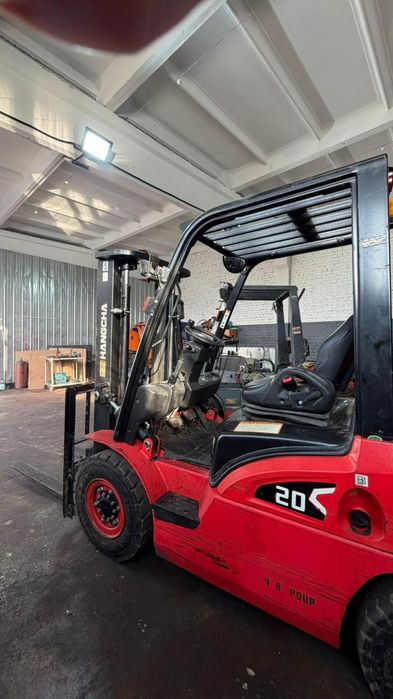 Продам вилочный погрузчик Hangcha